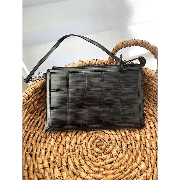 Rare! Louis Vuitton Delmonico Stretch Epi Leather Pochette - Picture 2 of 9